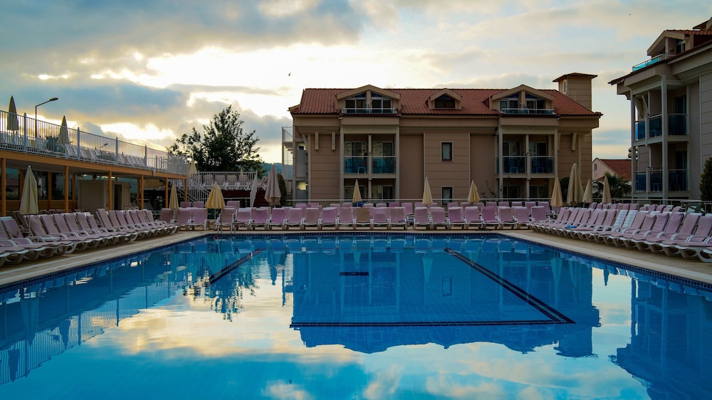 Aes Club Hotel 7/67