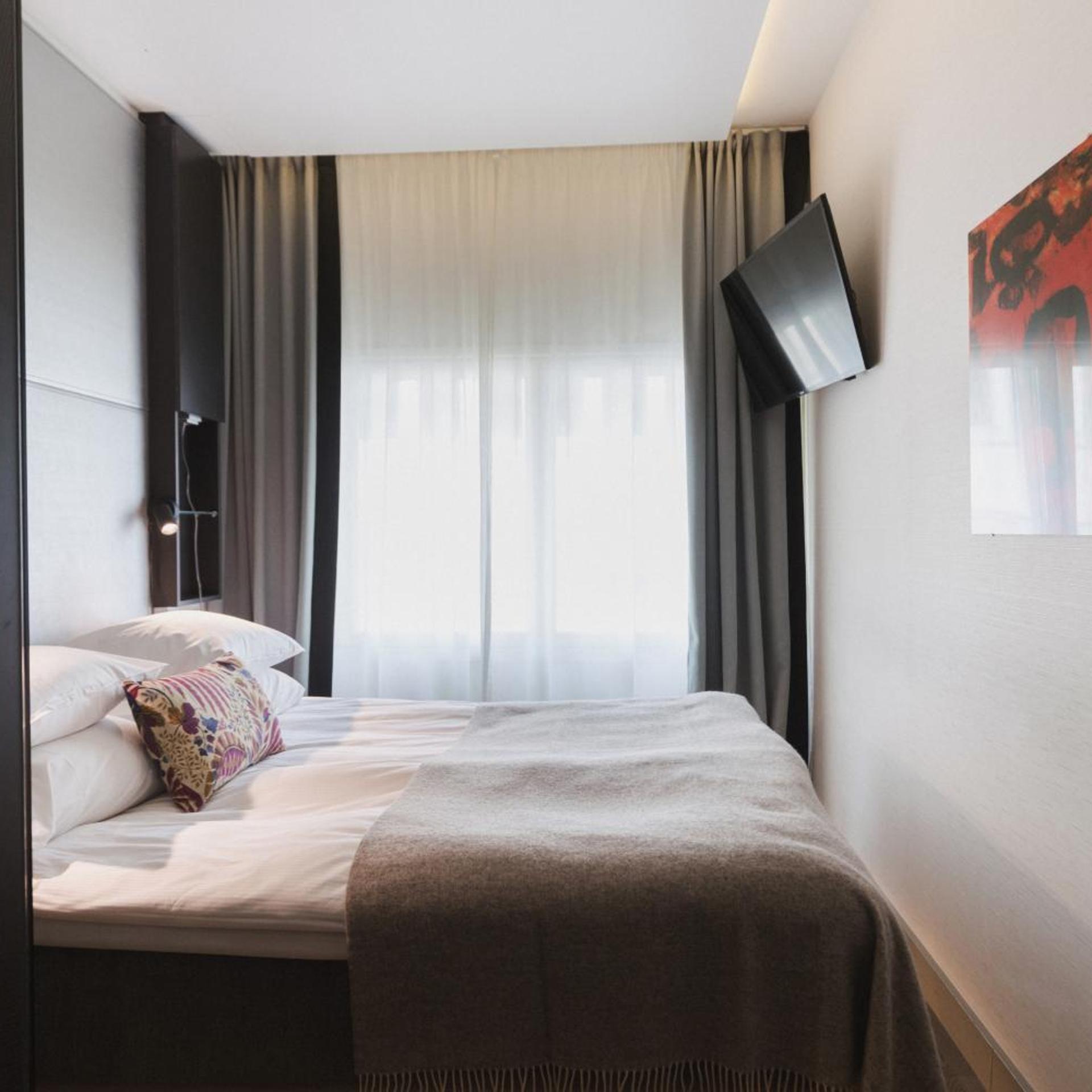 Smart, Double Bed
