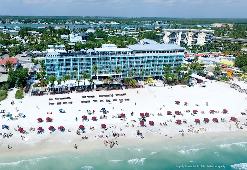 Lani Kai Beachfront 3/50