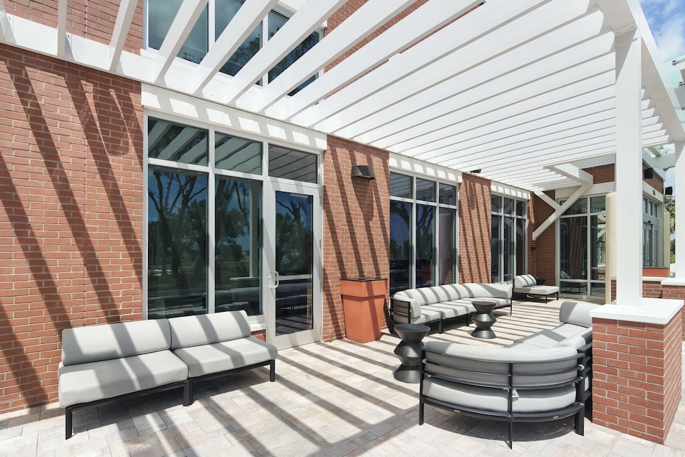 Hyatt Place Melbourne / Palm Bay 4/50