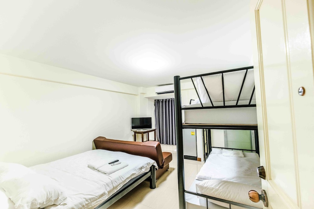 Don Muang Hotel 24/62