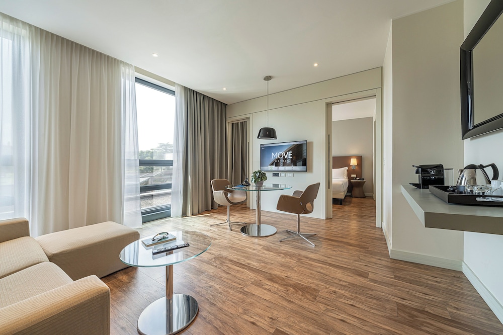 Move Hotels Venezia Nord 56/77