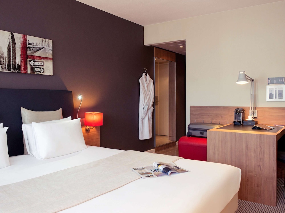 TRIBE Hotel Den Haag Centraal 17/54