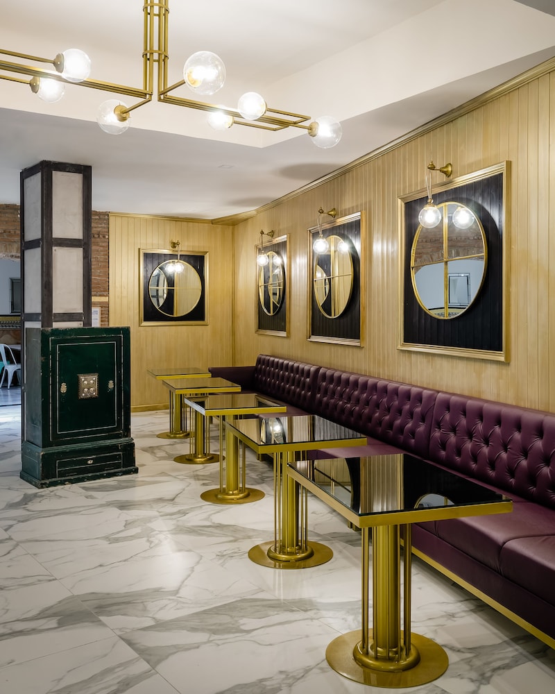 restaurant-cafeteria