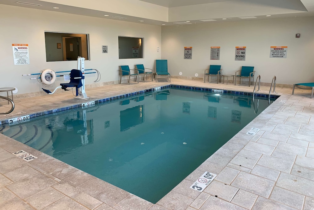 La Quinta Inn and Suites by Wyndham Holbrook Petrified Forest 1/39