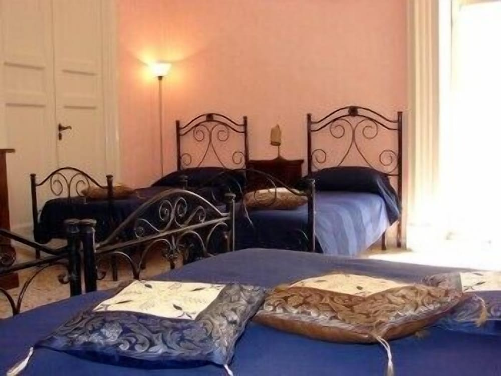 Teatro Bellini Bed Breakfast 29/35