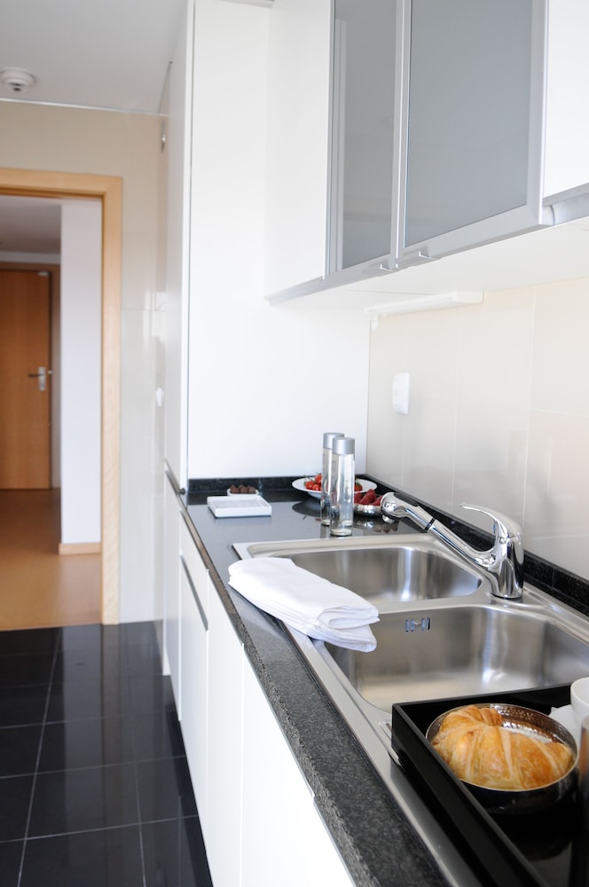 شقة بانورامية بسرير كينج وسرير كوين بإطلالة على المدينة بغرفتي نوم بمطبخ، Panoramic Living 2/2