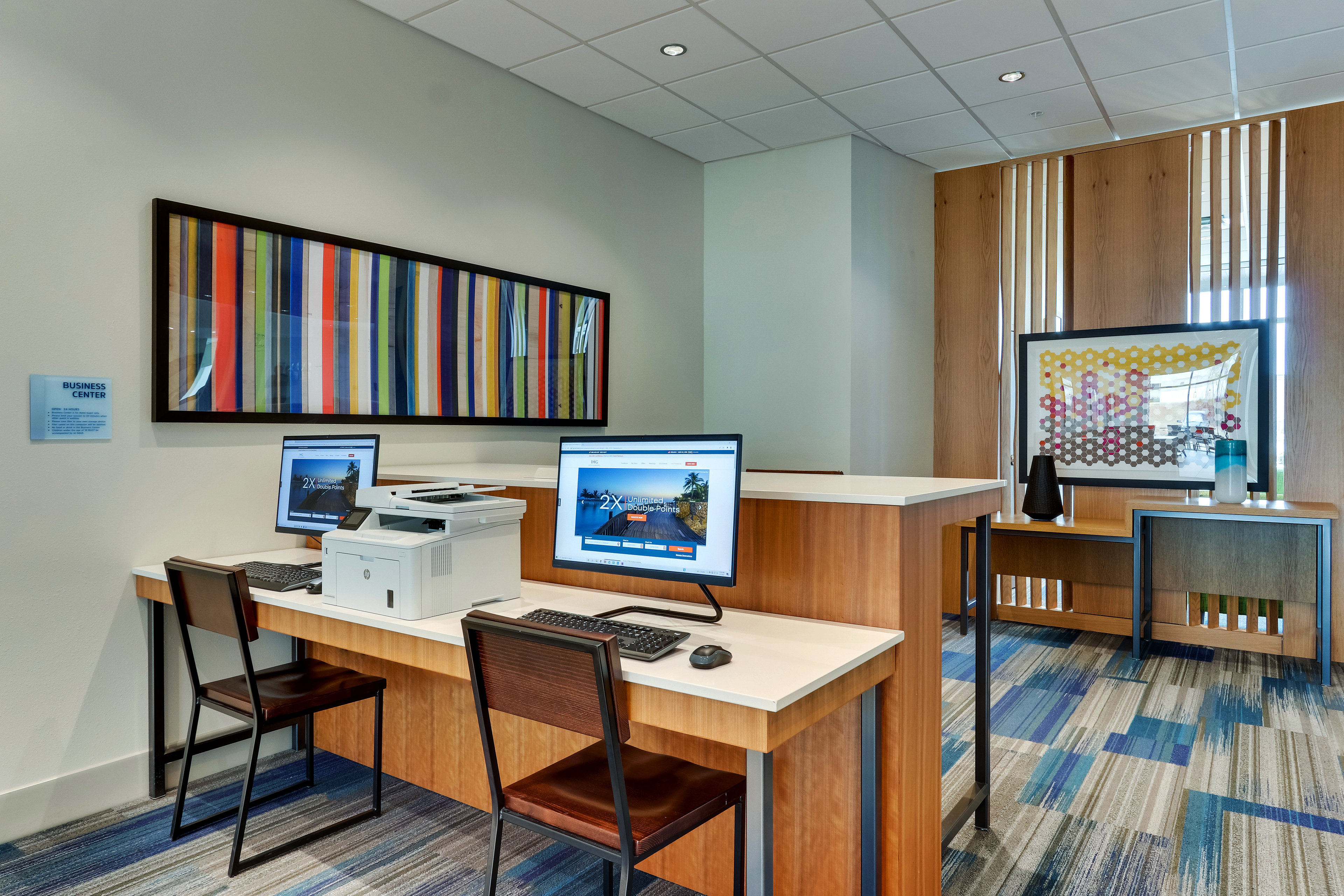 Holiday Inn Express and Suites Dawsonville 64/74