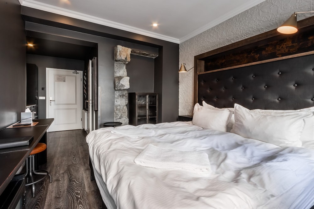 Vintage Apartment Hotel 13/50
