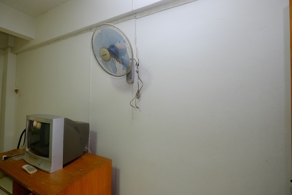 Lp Apartment 13/19