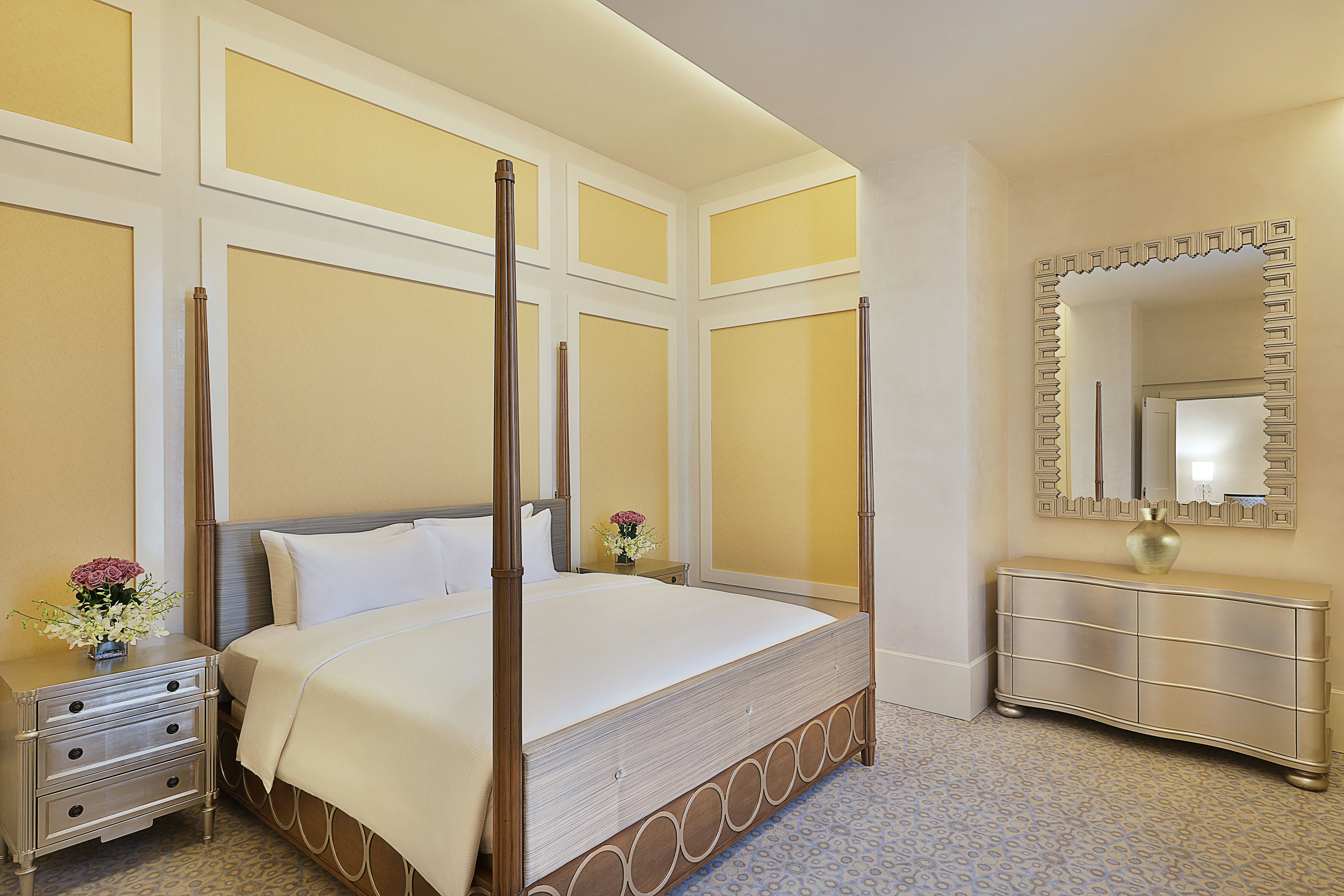 مكة هيلتون للمؤتمرات(Hilton Hotel & Convention Jabal Omar Makkah) 27/80