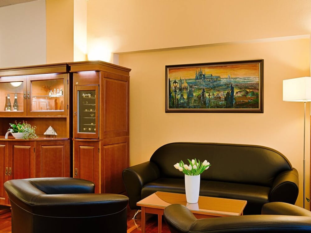 Hotel Cloister Inn 28/46