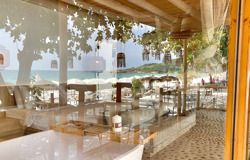 Tonsak Resort 50/57