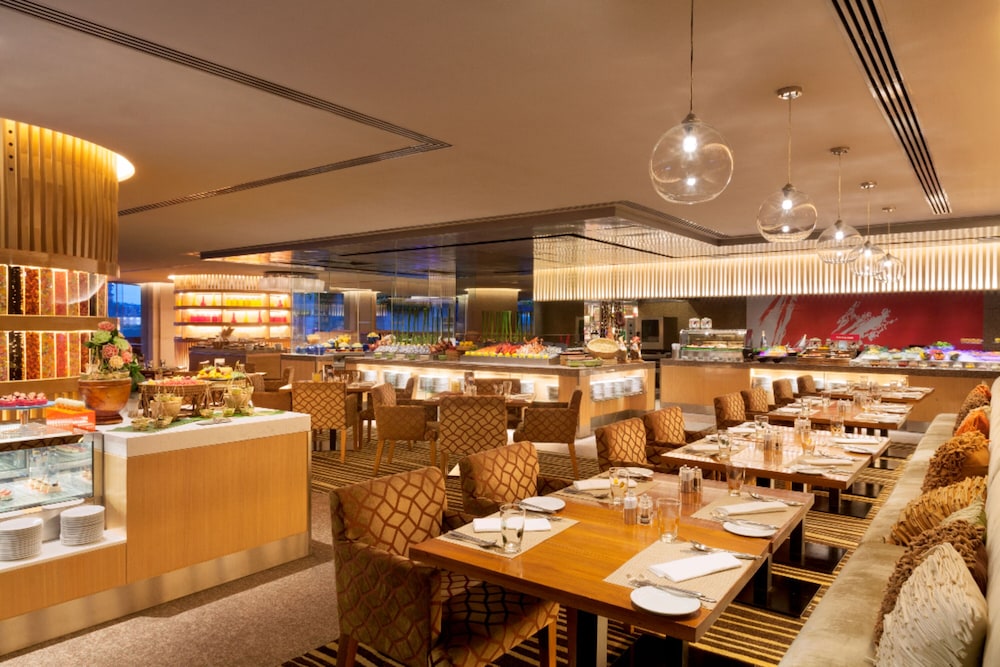 Shangri-La Bangkok 34/50