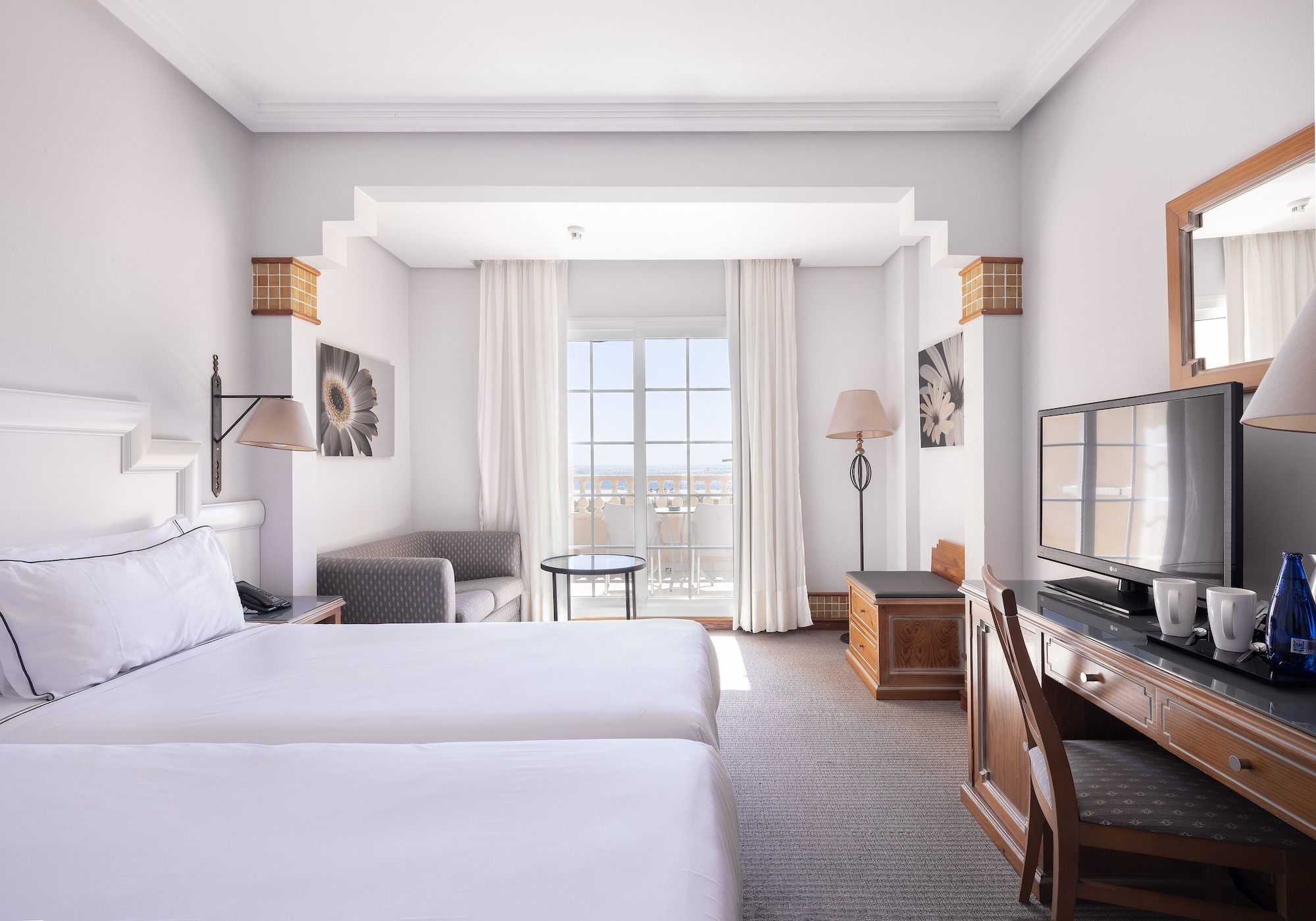 Melia, Twin Beds, Sea View، Melia Atlantico Isla Canela 3/9
