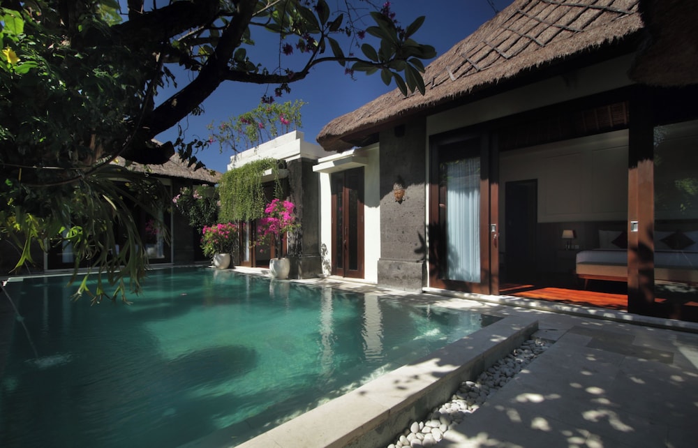 Mahagiri Villas Sanur 25/50