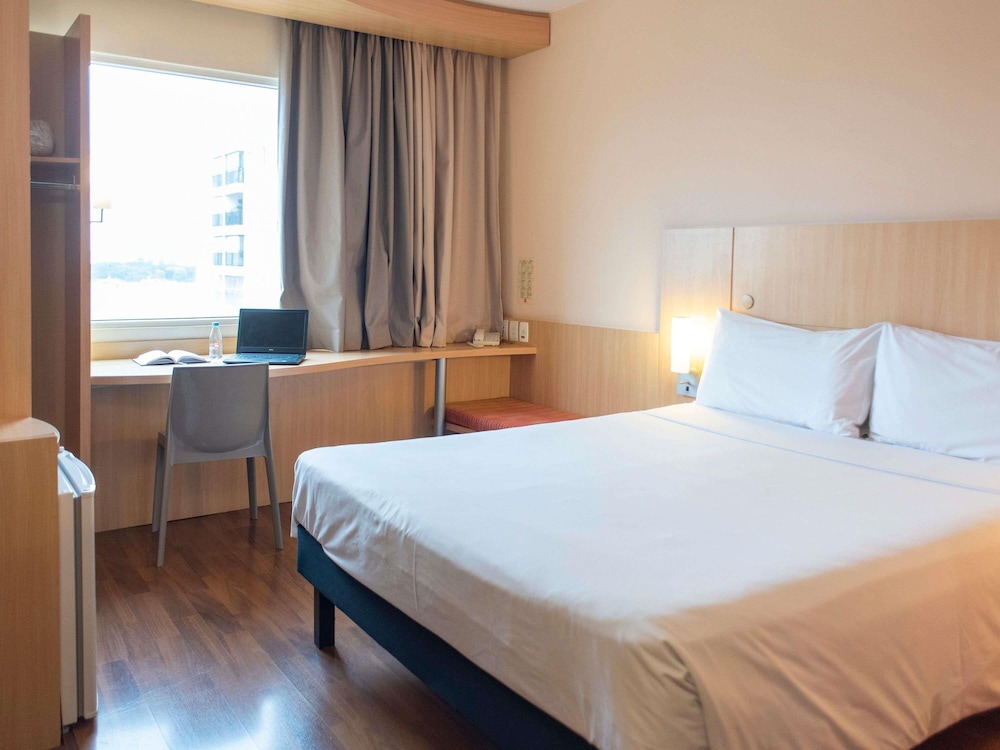 Ibis Sao Paulo Barra Funda 28/74