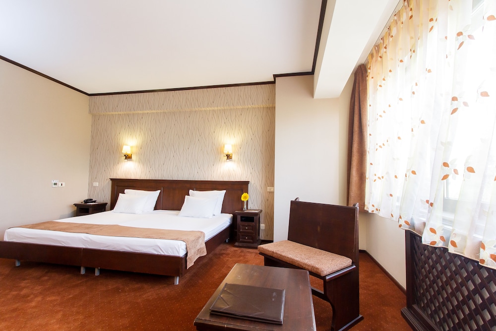 International Bucharest City Center Hotel 8/38