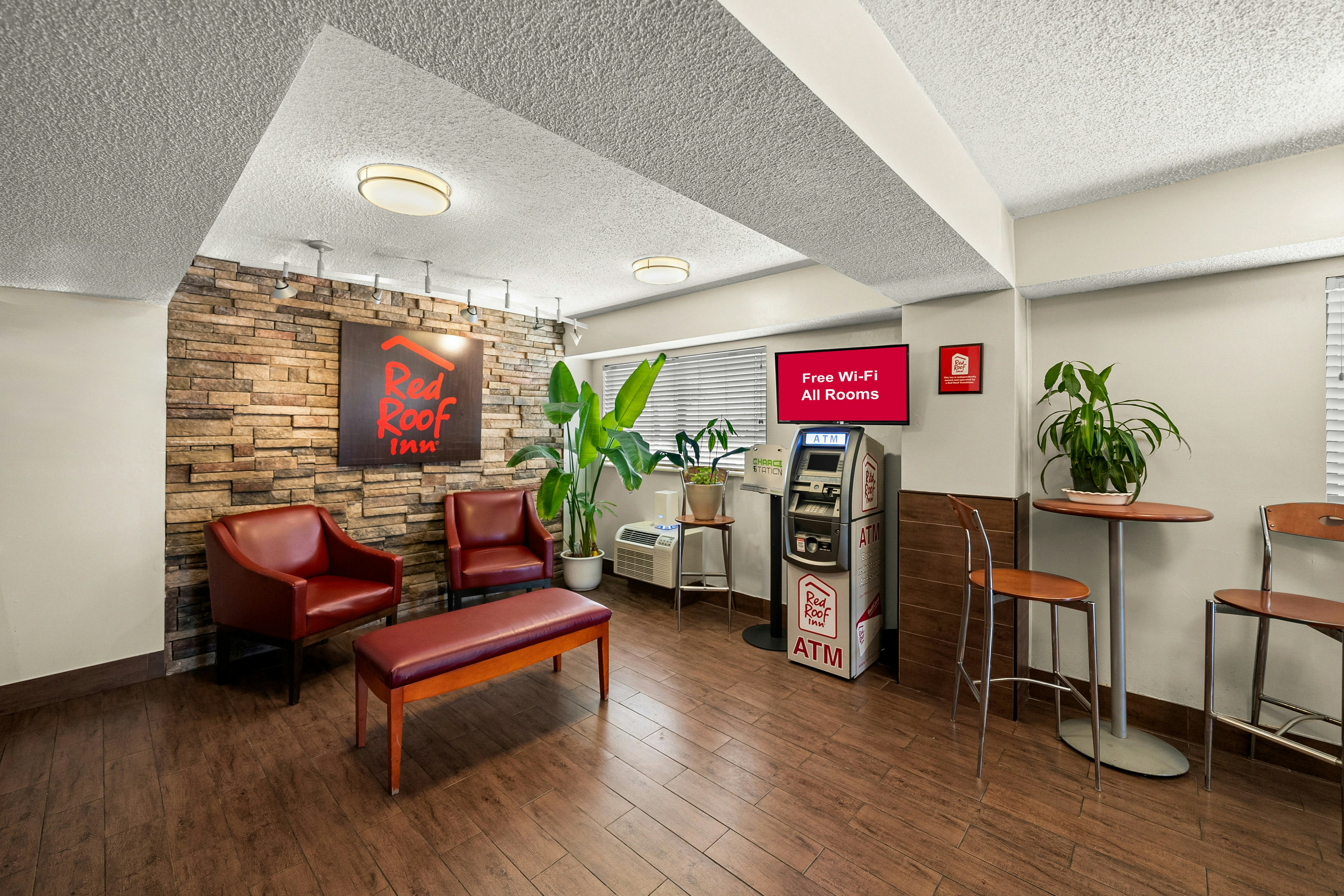 Red Roof Inn Dallas - DFW Airport North 8/15