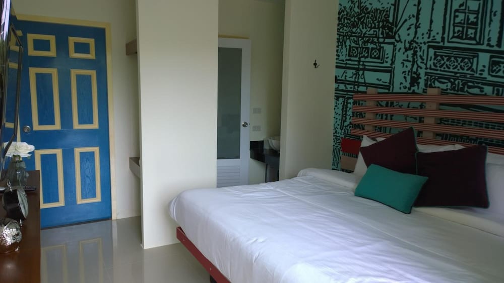 The Pho Thong Phuket 20/44