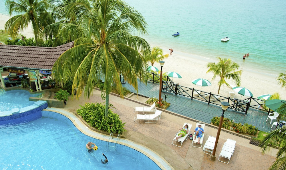 Flamingo Hotel by The Beach Penang 36/43