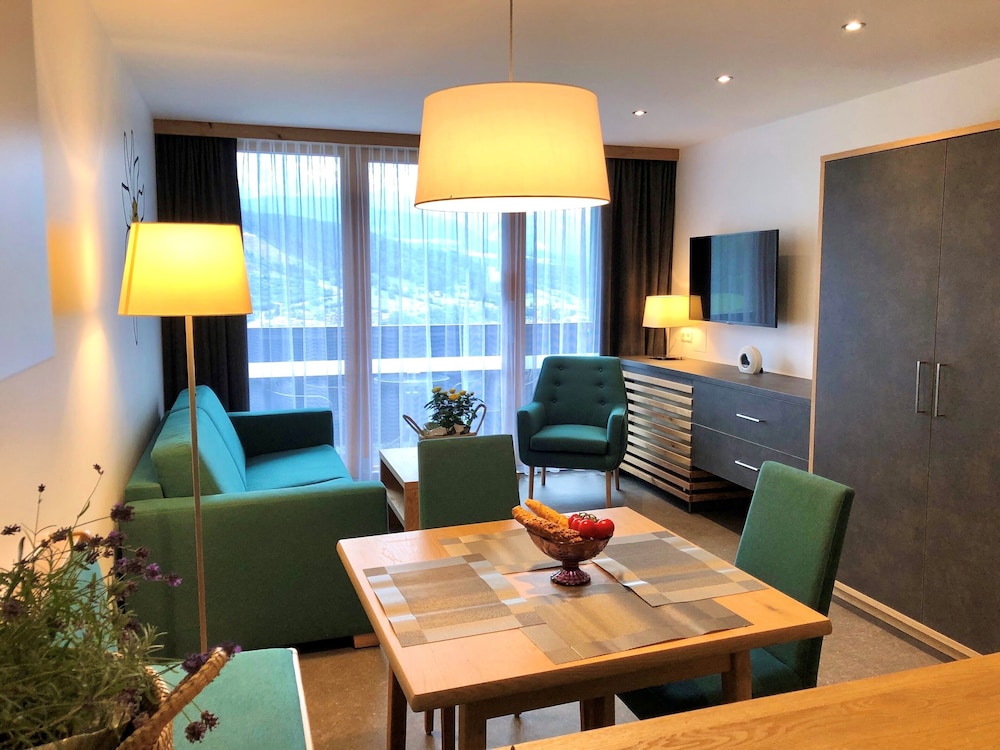 Alpine Club Resort 62/78