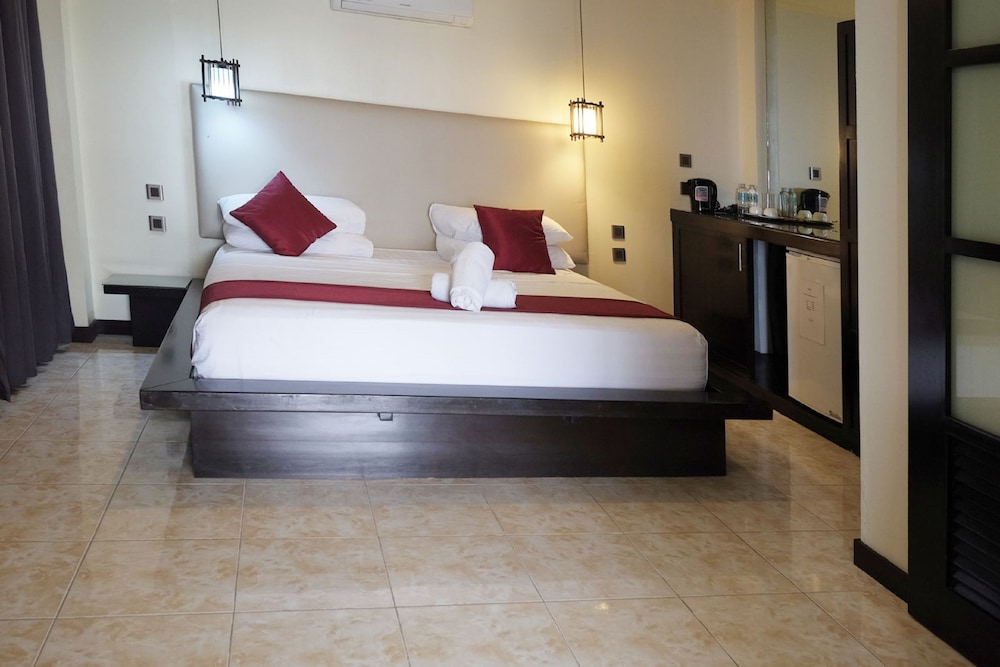 Cliffside Resort Panglao 18/68