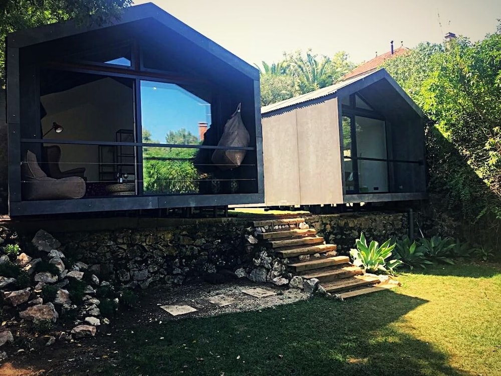 F3 Hostels 20/50