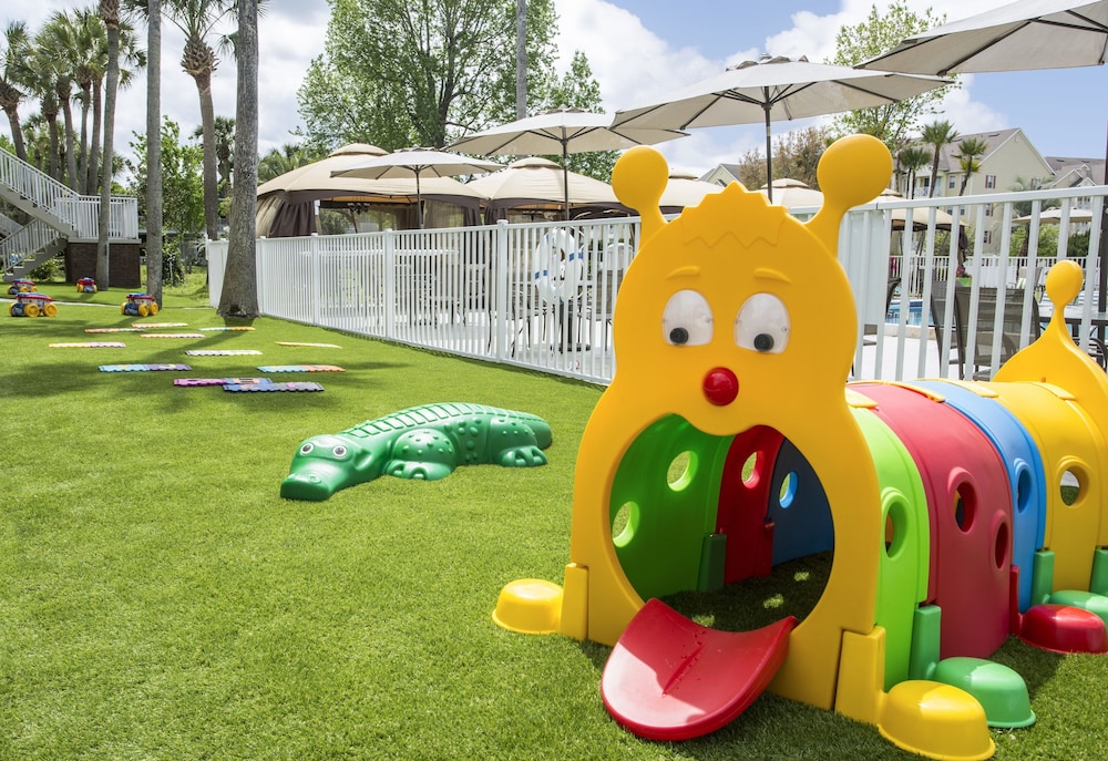Magic Moment Resort & Kids Club, Dazzler Select by Wyndham 54/60
