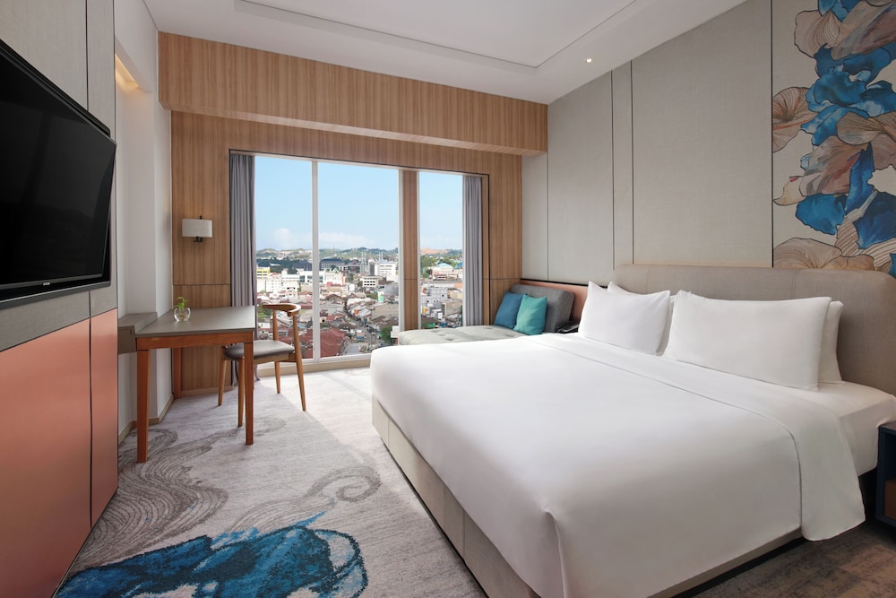 Mercure Samarinda 28/75