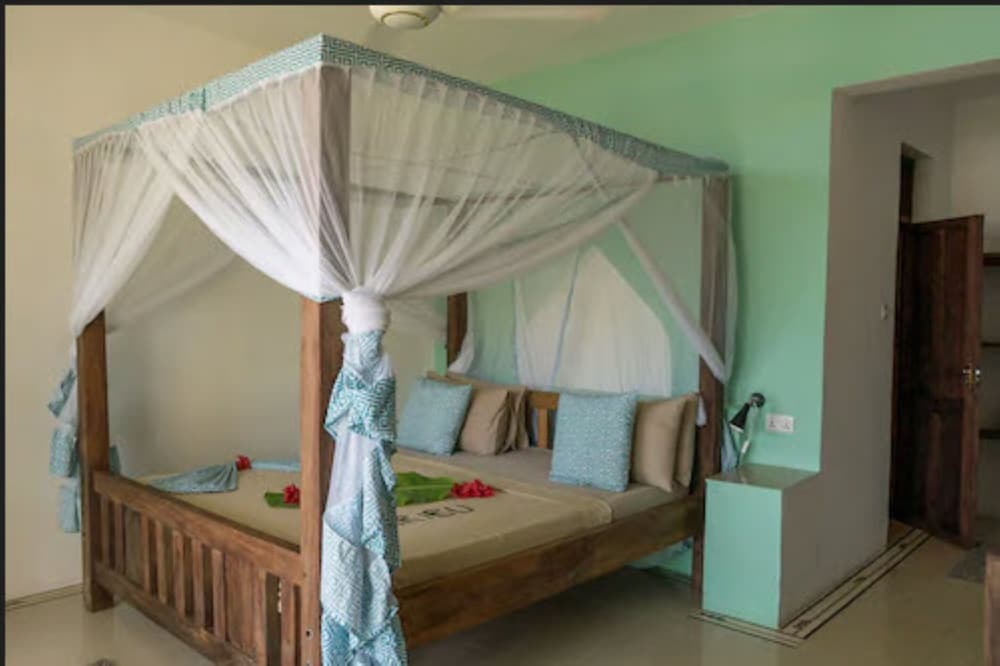 Reef & Beach Resort 17/50