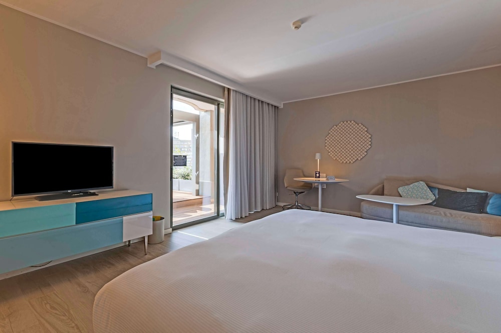 Panoramic, Spa, Suite, Double Bed, Balcony or Terrace