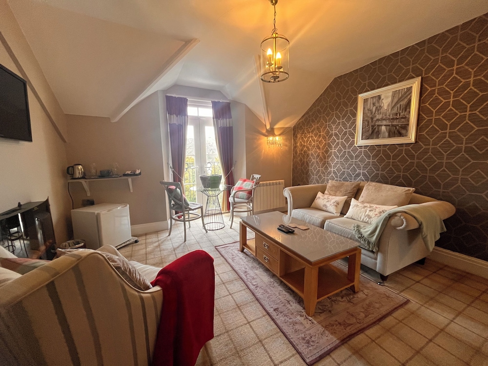 Bowness Bay Suites 14/31