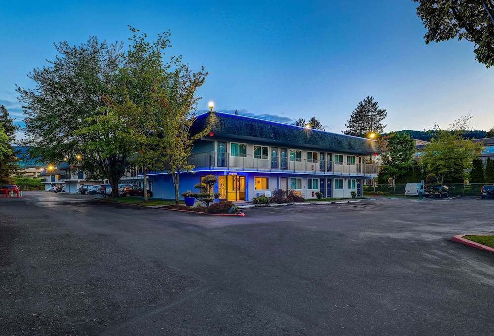 Motel6 Issaquah, WA - Seattle - East 34/43
