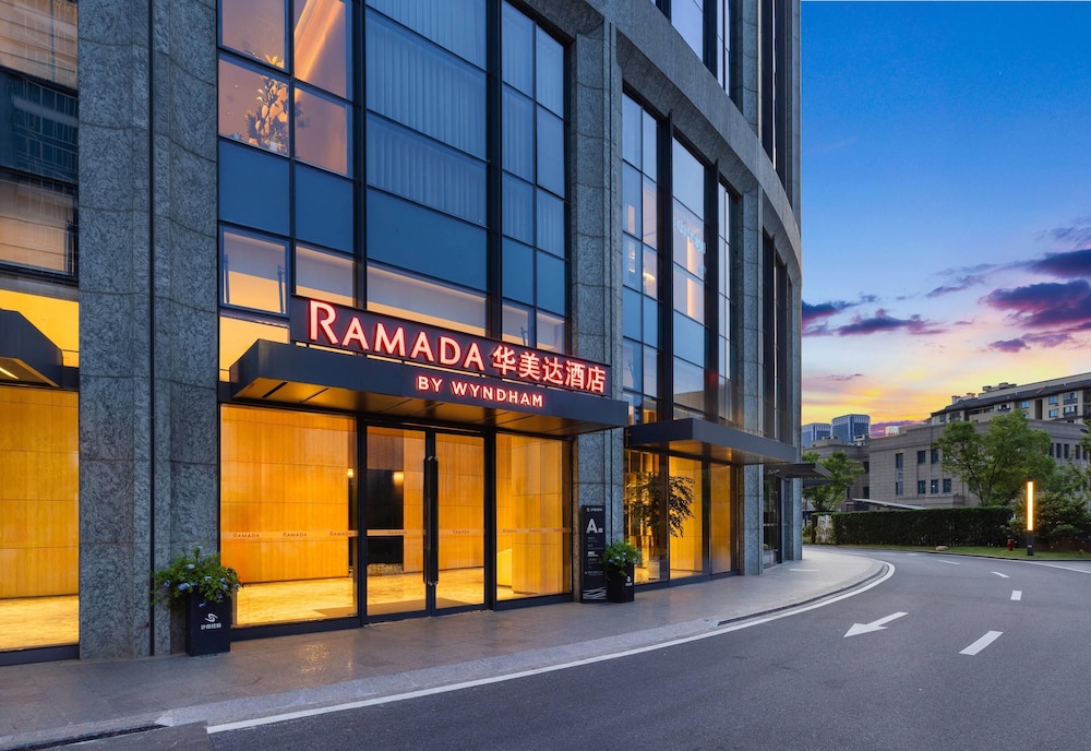 Ramada by Wyndham Hangzhou Yuhang 40/43