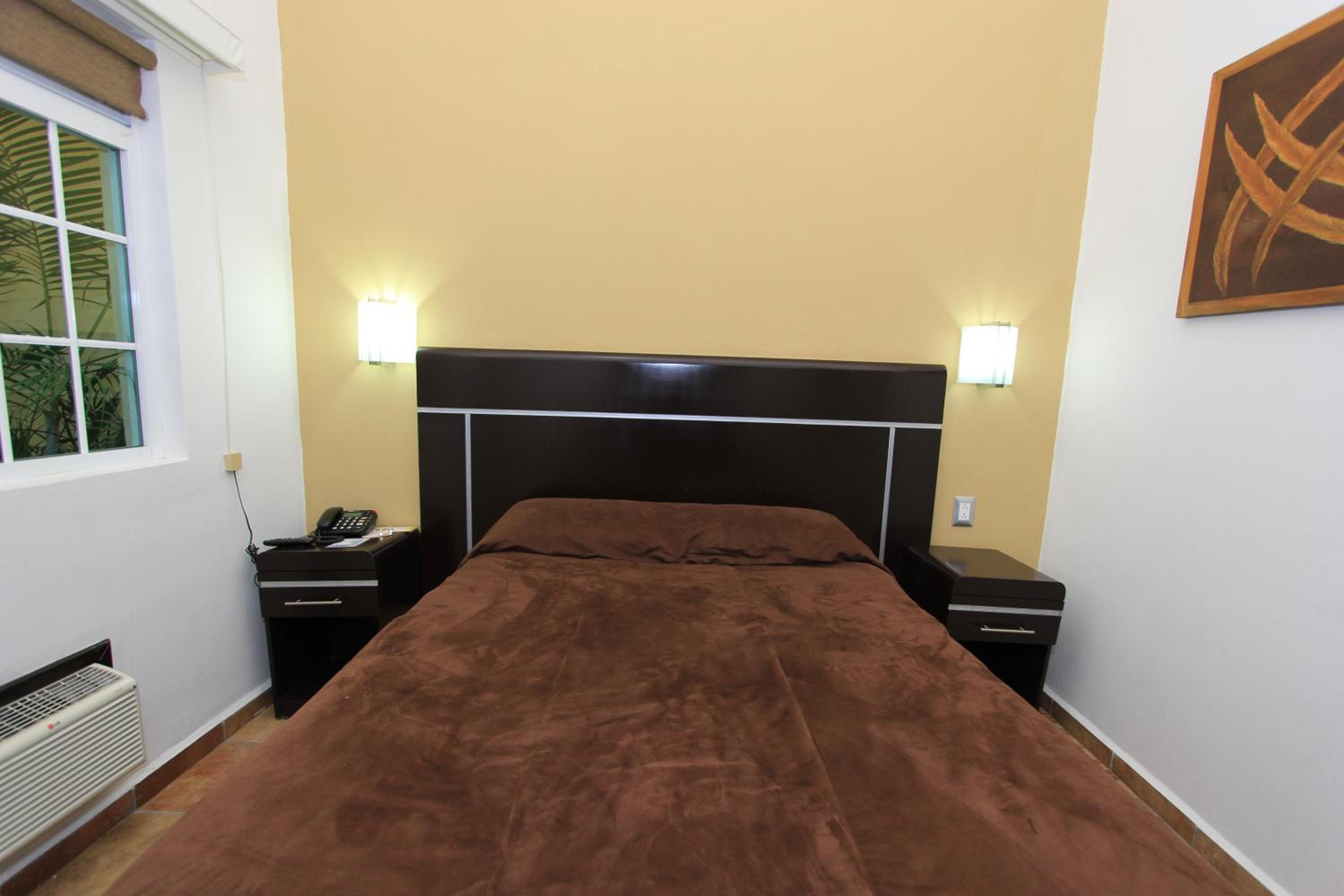 Hotel 5 Inn 44/50