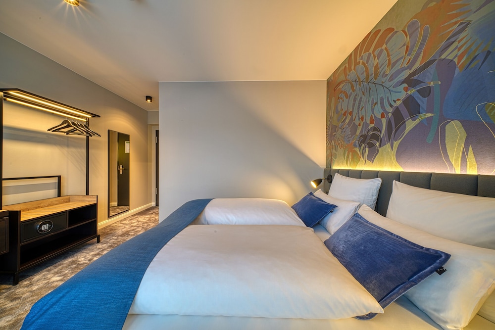 Vienna House Easy by Wyndham Bonn 22/56
