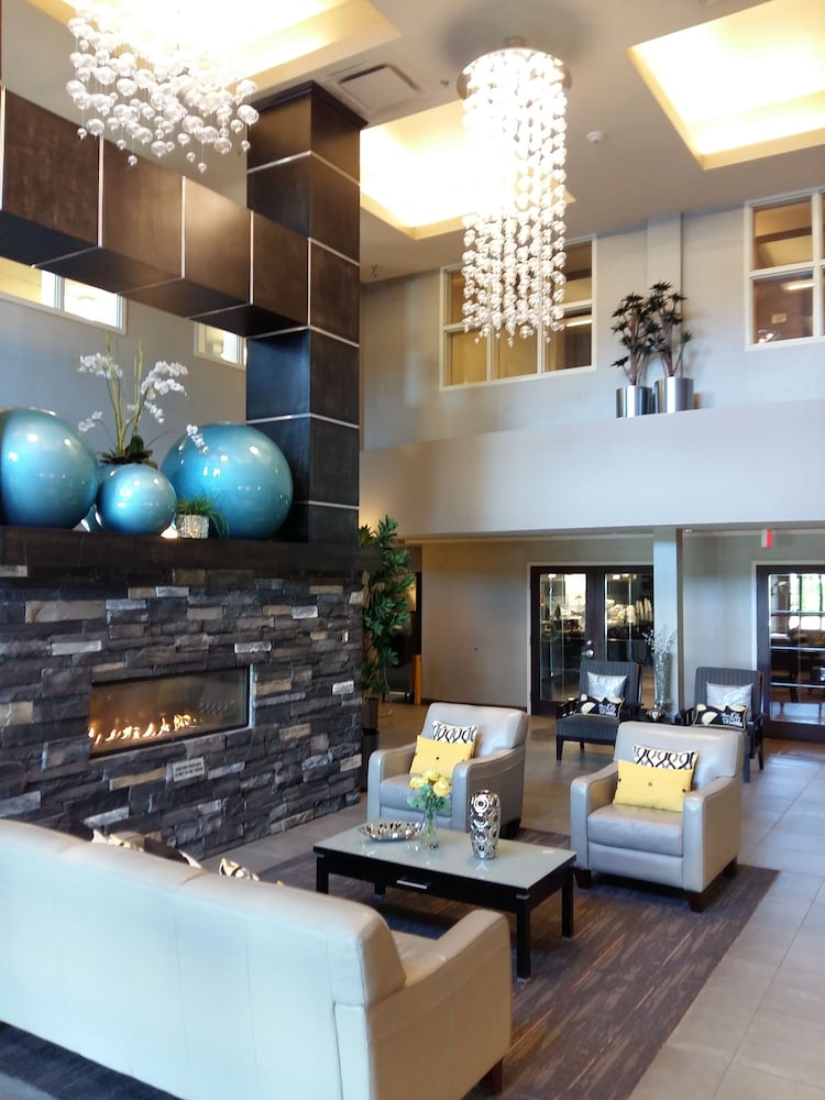 Comfort Suites Kelowna, BC 35/52