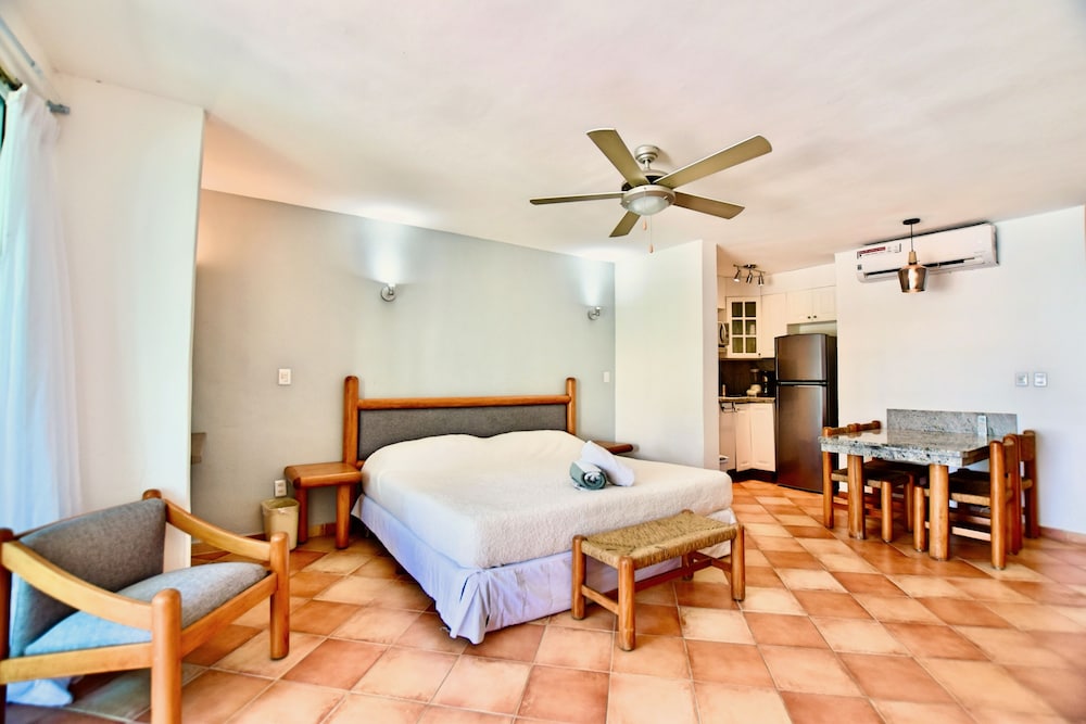 Seaside Condo By Solymar 9/50