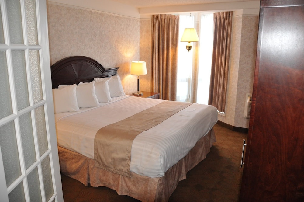 Travelodge By Wyndham Lloydminster 15/33