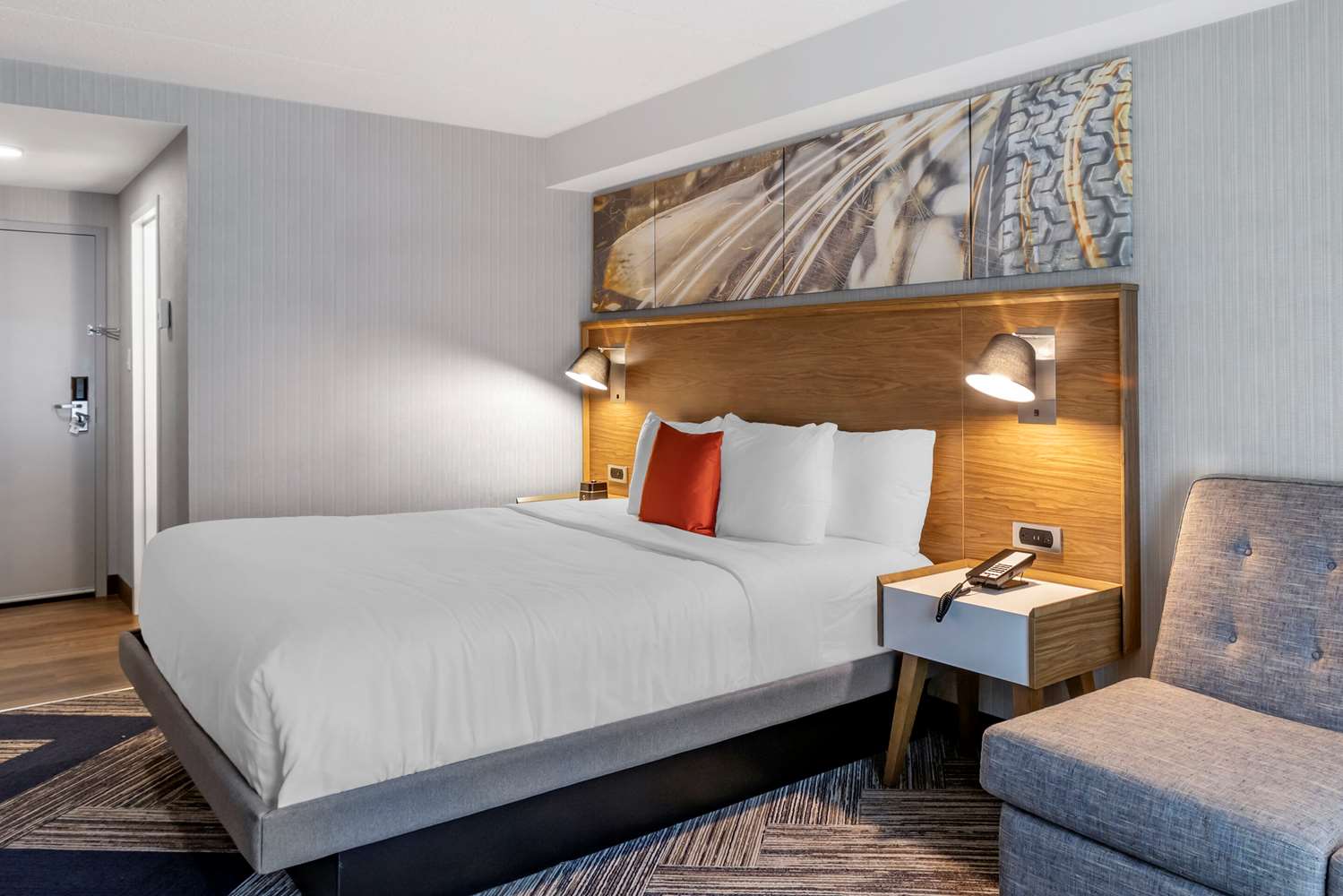 Upgrade, King Bed