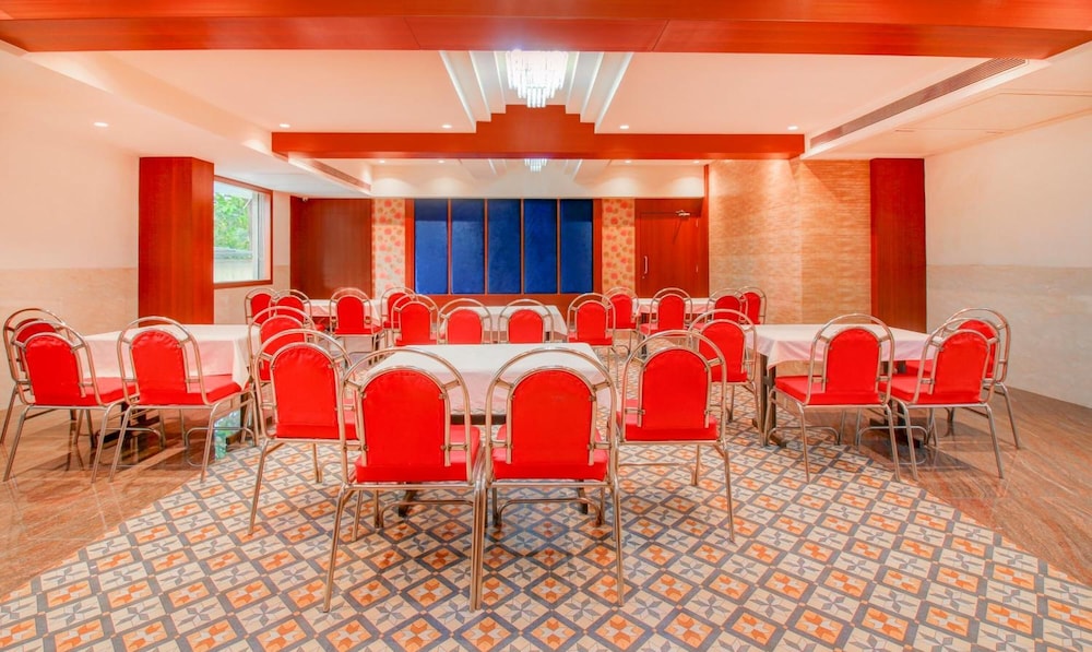 Hotel Srikrishna Paradise 38/46
