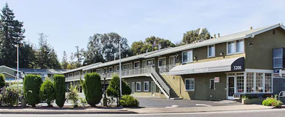 Hotel Parmani 1/26
