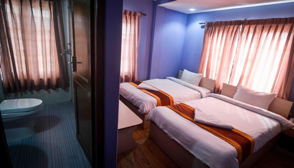 Hotel Shivam Plaza 9/30