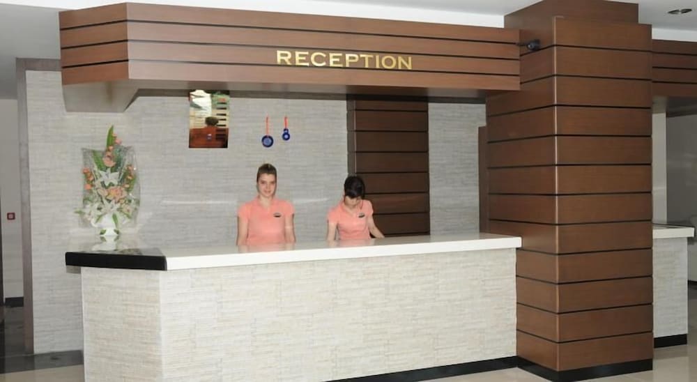 Abdullah Resort Hotel 2/13