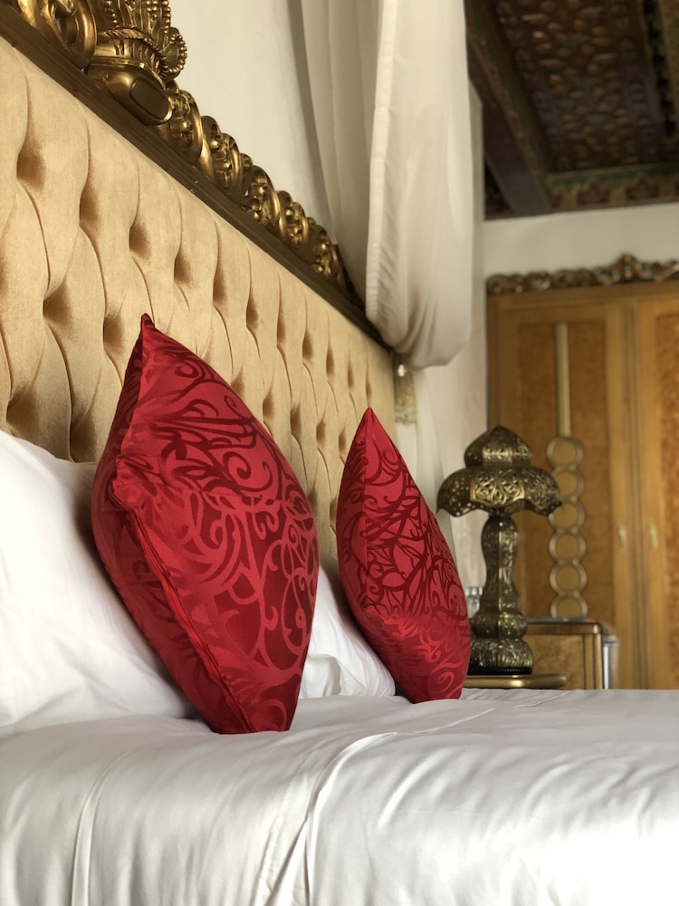 Hotel Royal Victoria 20/66