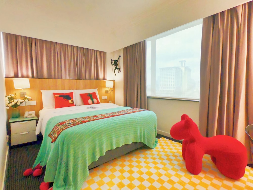 Macau Hotel S 21/64