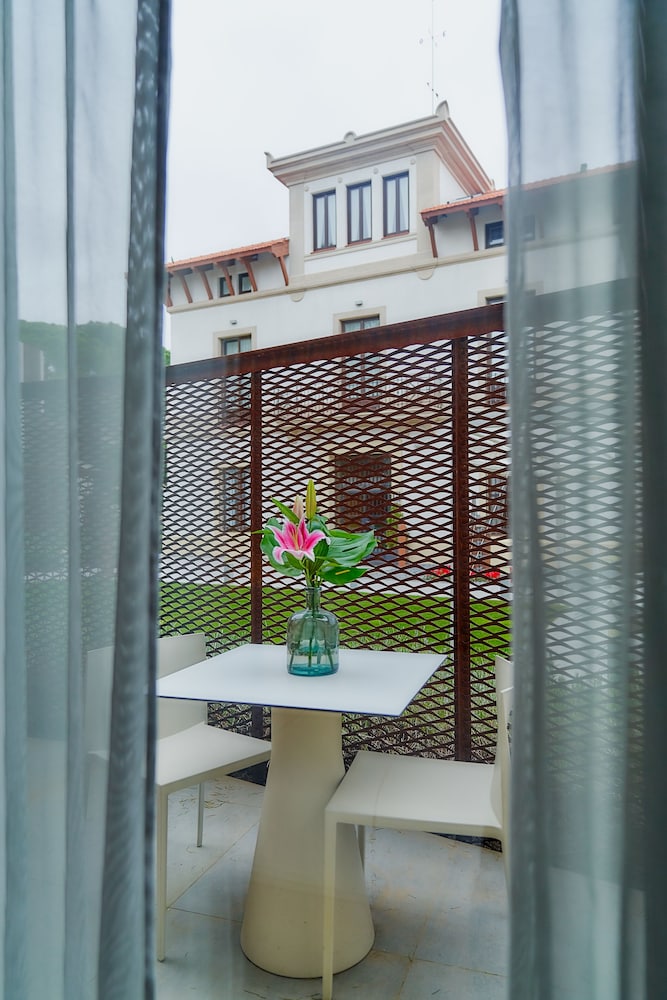 Hotel Arrey Alella 50/50