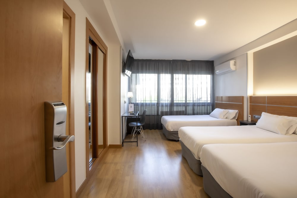 Hotel Sancho Ramirez Formerly Tryp Sancho Ramirez 15/59