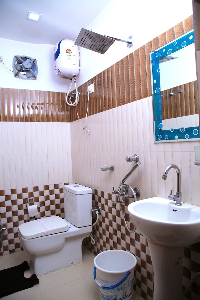 Babul Hotel 47/50